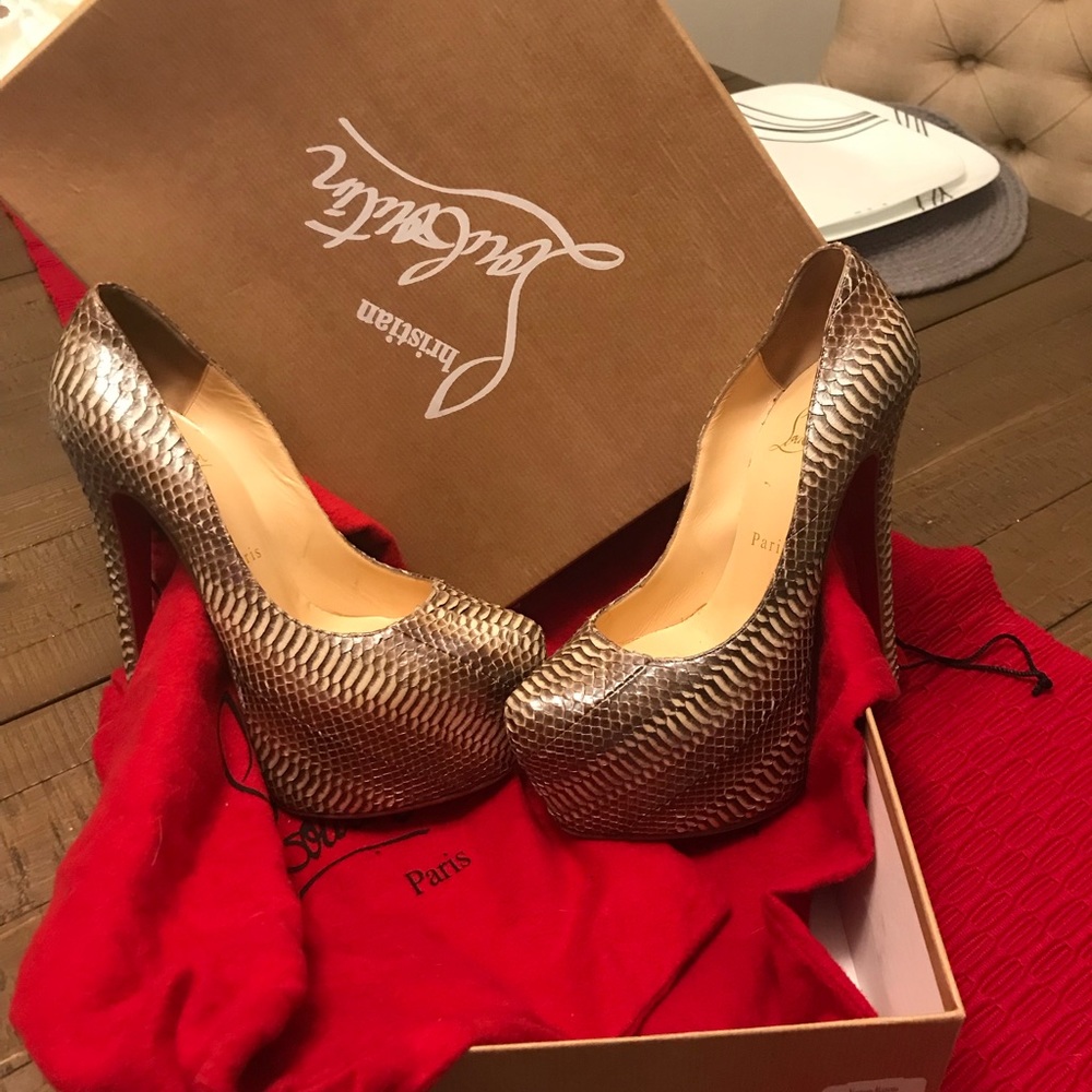 Christian Louboutin Daffodils
